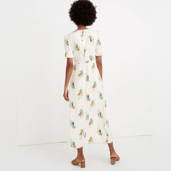 Madewell Ruffle-Sleeve Maxi Dress in Classic Corsage - Picture 2 of 10